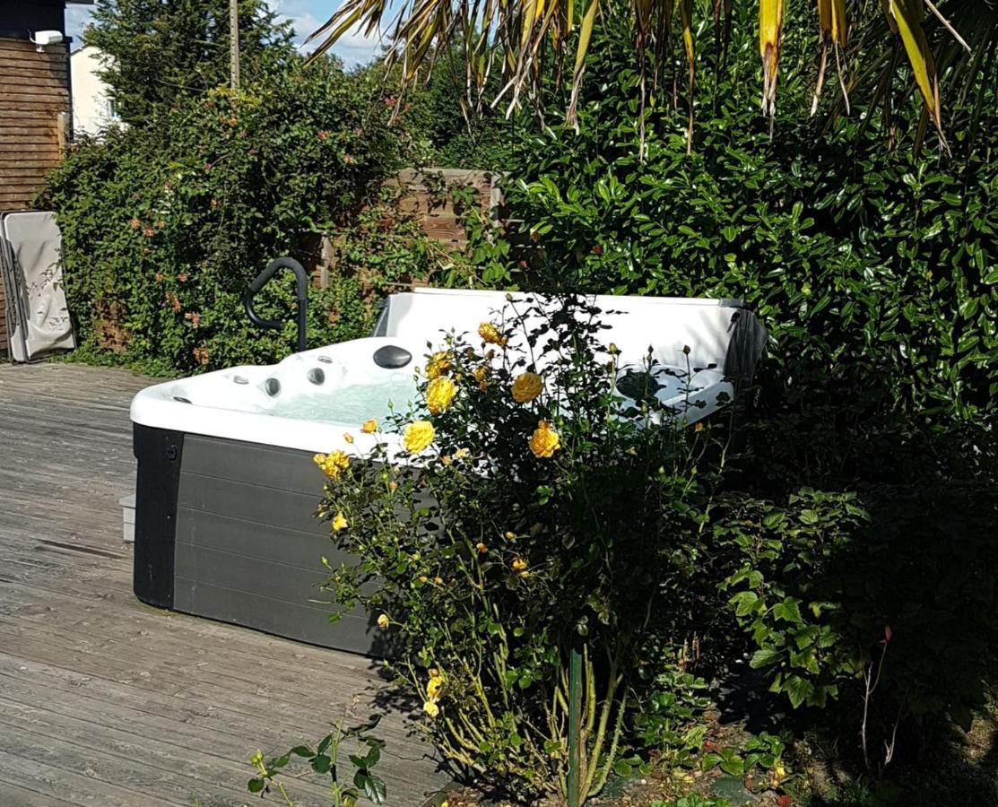 La Griotte 2 & Spa&Piscine Pennedepie Bagian luar foto